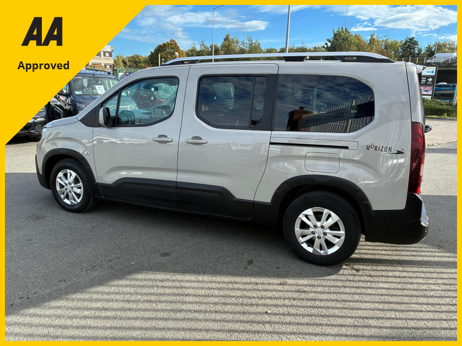 2022 Peugeot Rifter Allure Horizon L2 Wheelchair Accessible Taxi €42,950