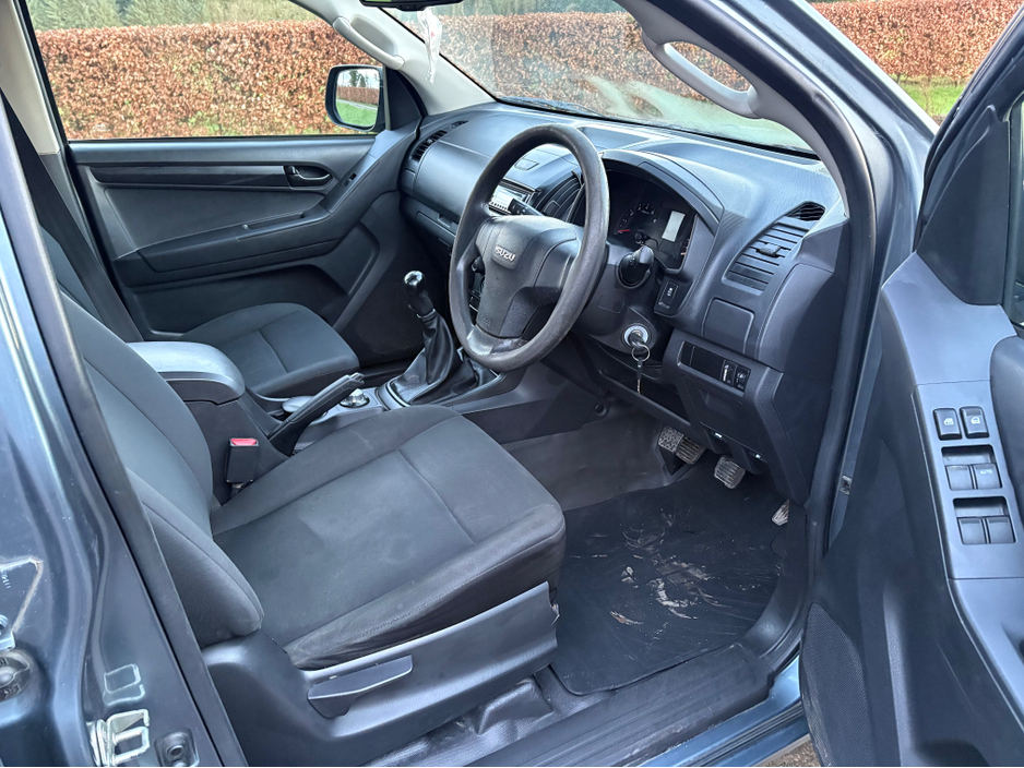 2015 Isuzu D-MAX 2.5 TWIN TURBO CrewCab €17,950