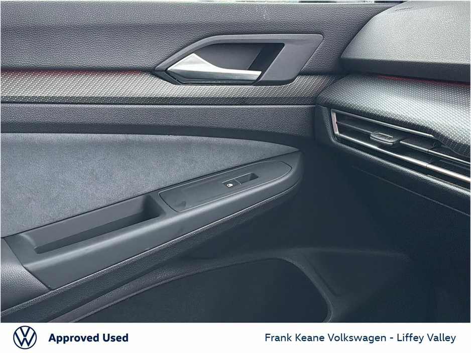 2024 Volkswagen Golf - image 18
