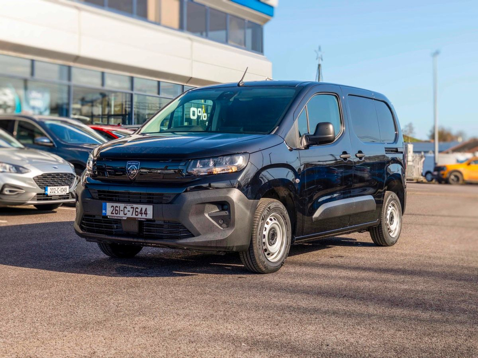 2026 Peugeot Partner - image 11