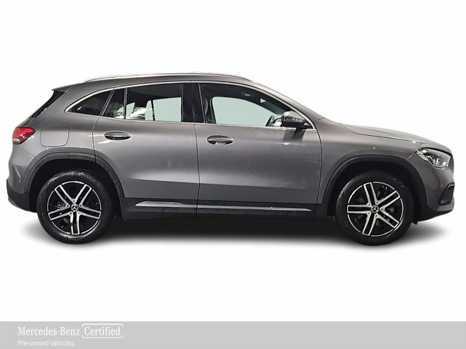 2022 Mercedes-Benz GLA Class - image 9