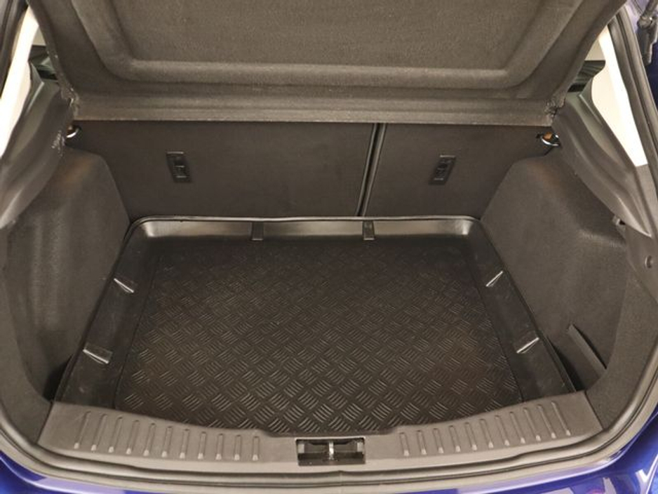 2015 Ford Focus - image 15