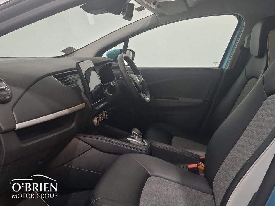 2021 Renault Zoe - image 4