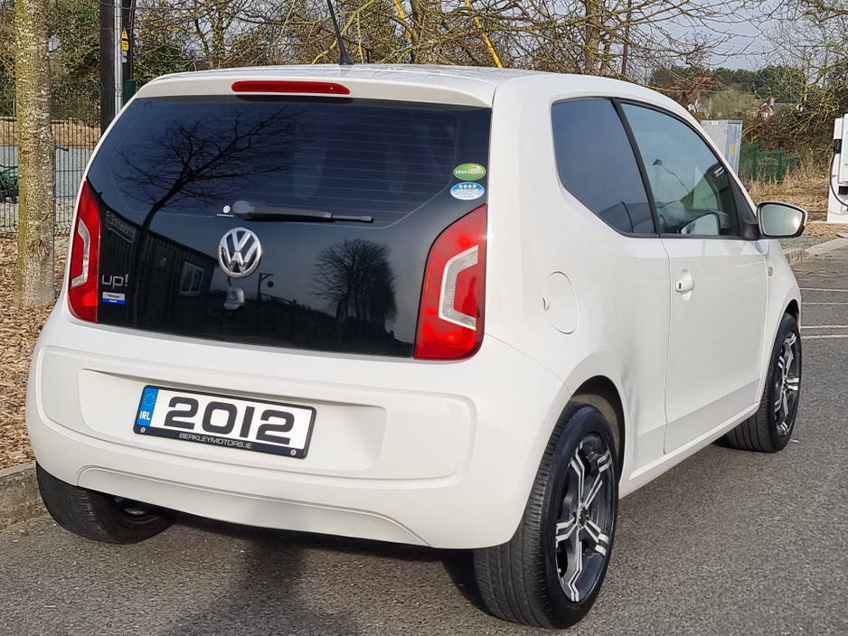 2012 Volkswagen up! - image 4