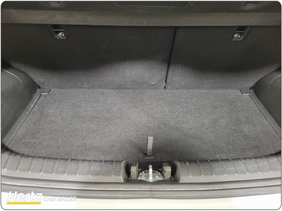 2023 Kia Picanto - image 18