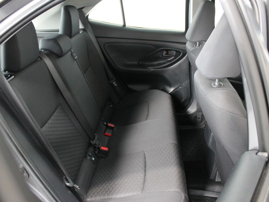 2024 Toyota Yaris - image 14