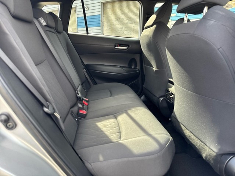 2025 Toyota Corolla Cross - image 12