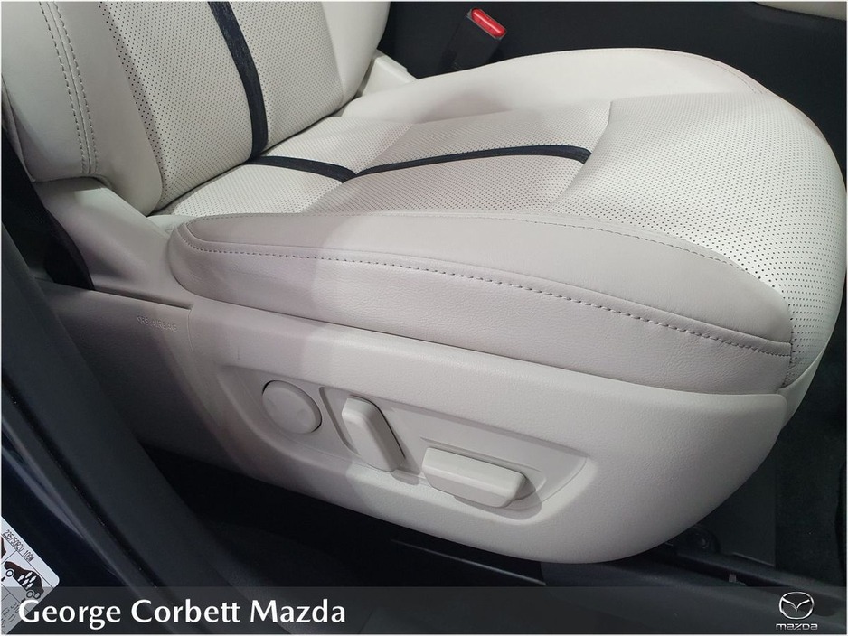 2025 Mazda CX-60 - image 18