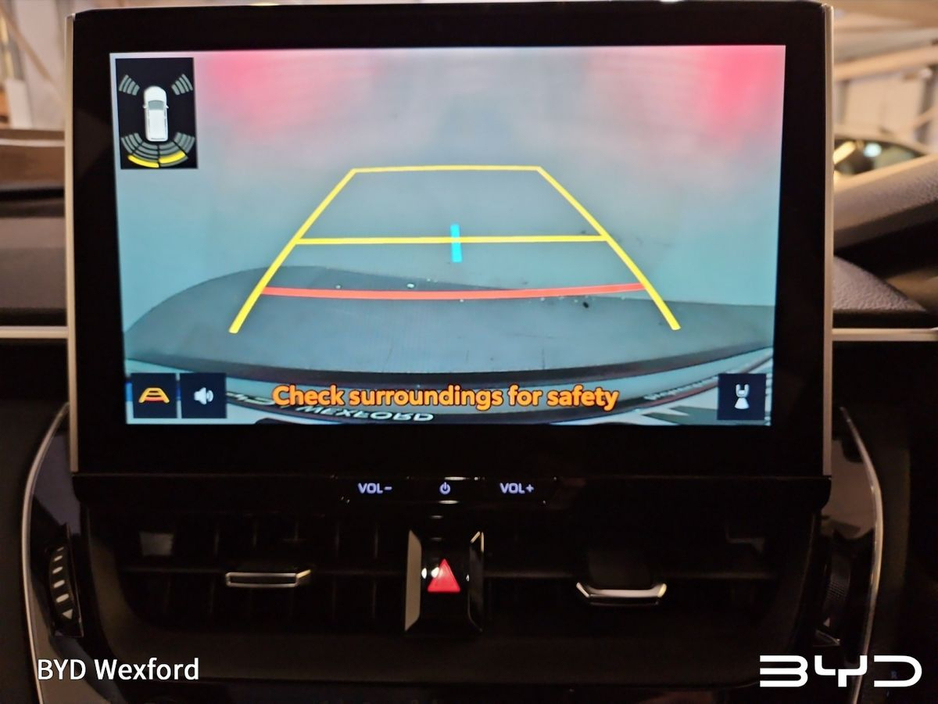 2025 Toyota Corolla Cross - image 11