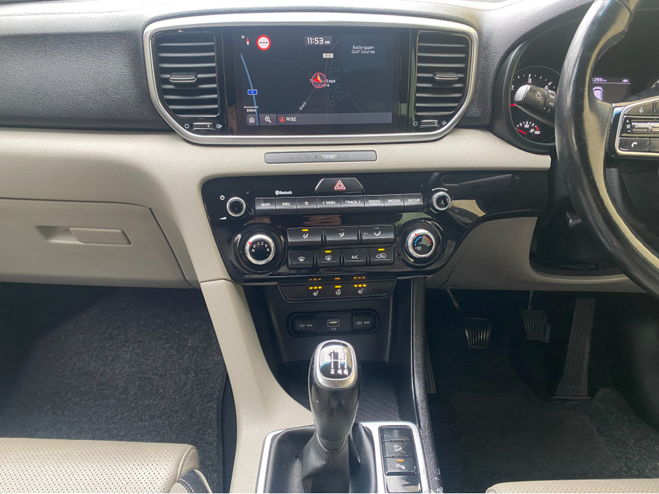 2021 Kia Sportage - image 7