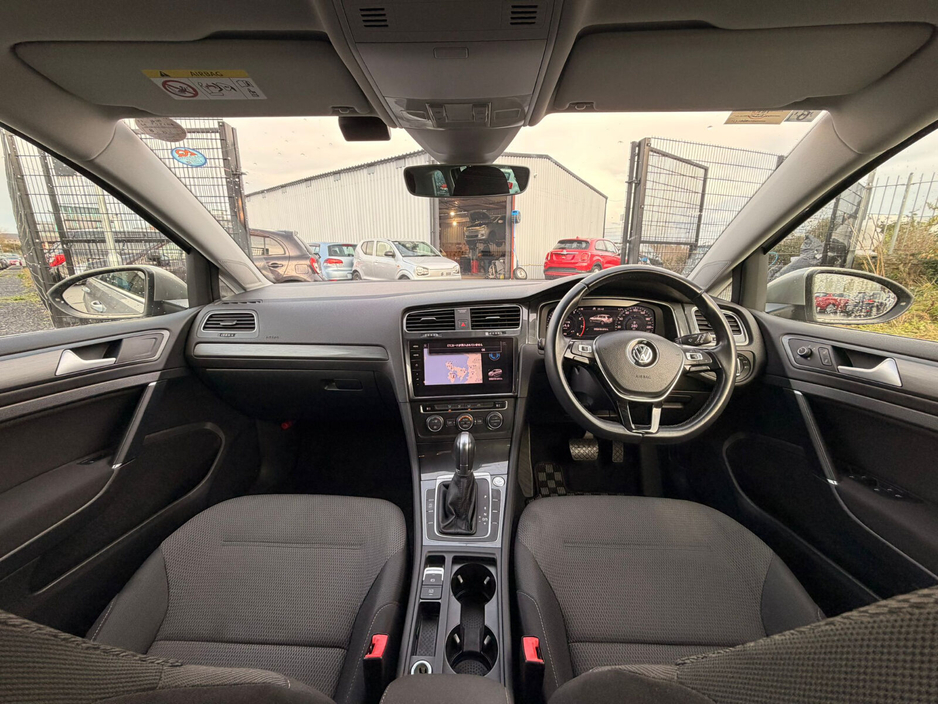 2019 Volkswagen Golf  €17,000