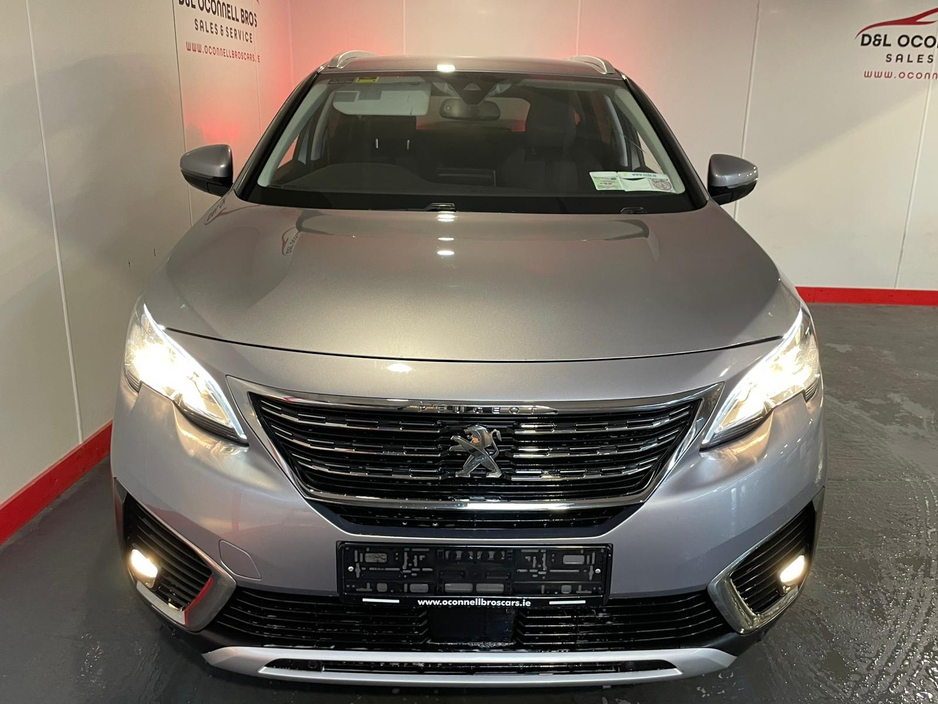 2020 Peugeot 5008 - image 16