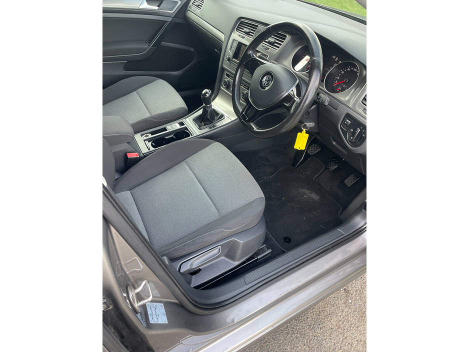 2014 Volkswagen Golf 1.6 TDI 90HP TRENDLINE €9,750