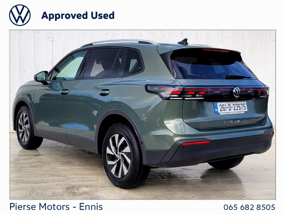 2026 Volkswagen Tiguan - image 3