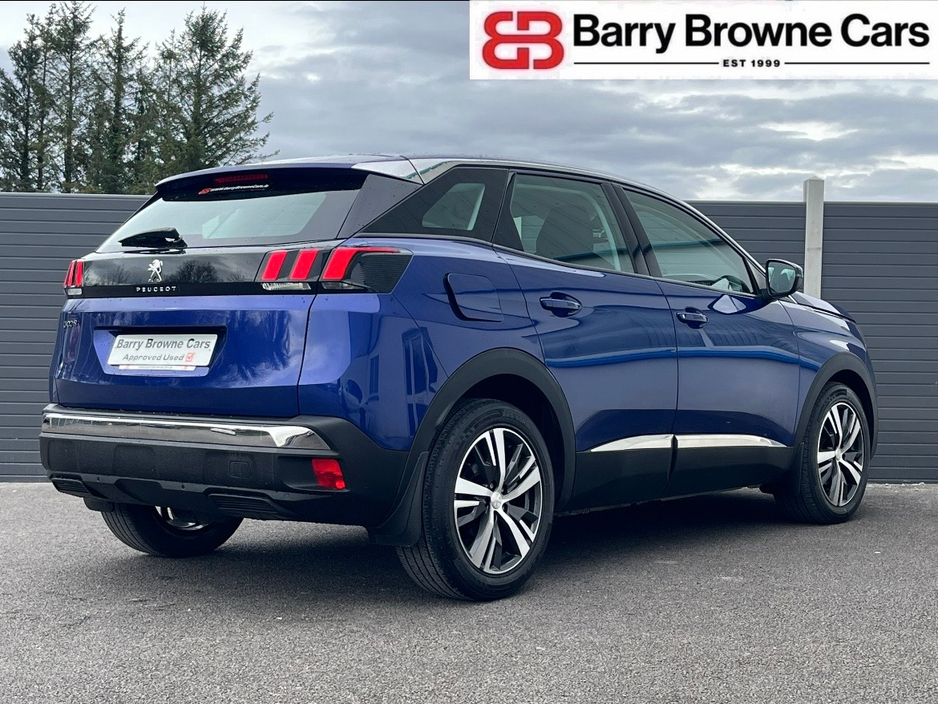 2018 Peugeot 3008 - image 10