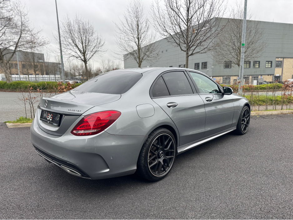 2015 Mercedes-Benz C Class - image 9