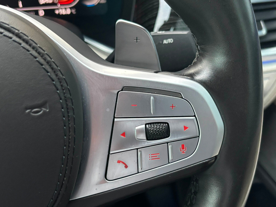 2020 BMW 7 Series - image 22