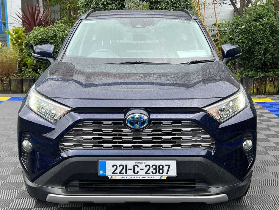 2022 Toyota Rav4 LUNA 2.5 HYBRID // PARKING SENSORS // DIGITAL CLUSTER // DUAL ZONE CLIMATE CONTROL €32,900
