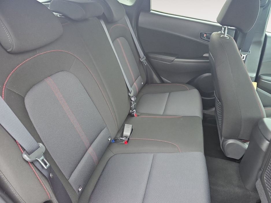 2023 Hyundai Kona - image 13