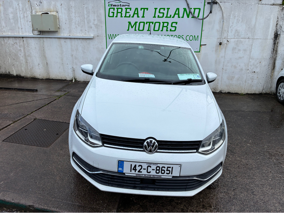 2014 Volkswagen Polo - image 3