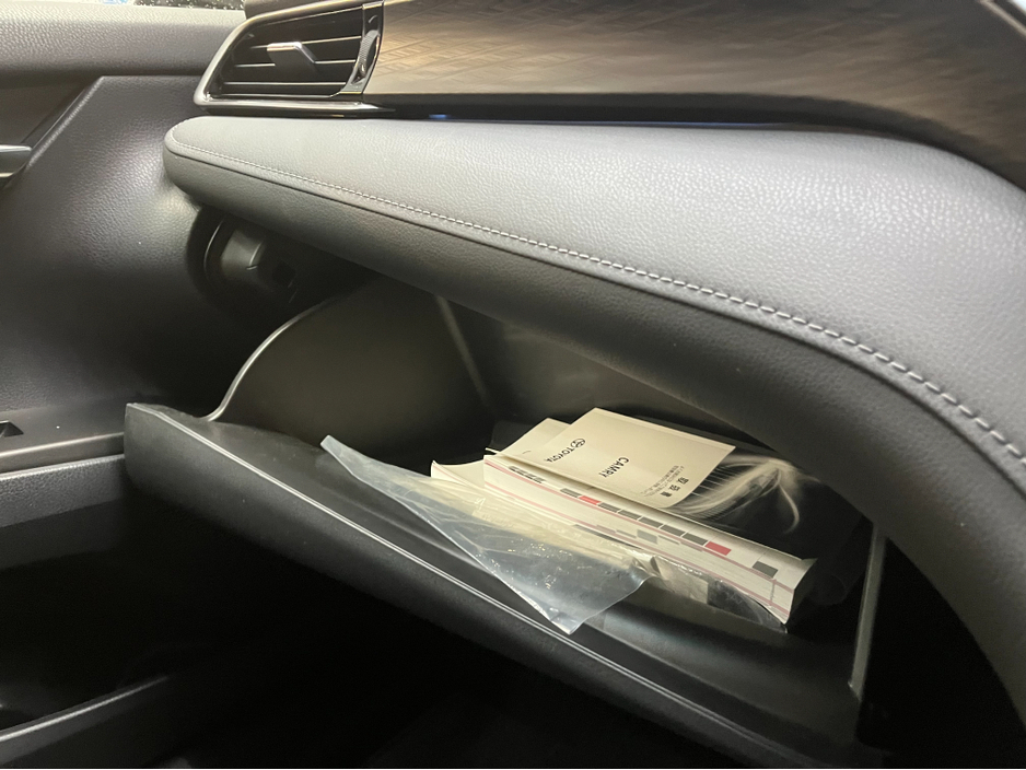 2021 Toyota Camry - image 18