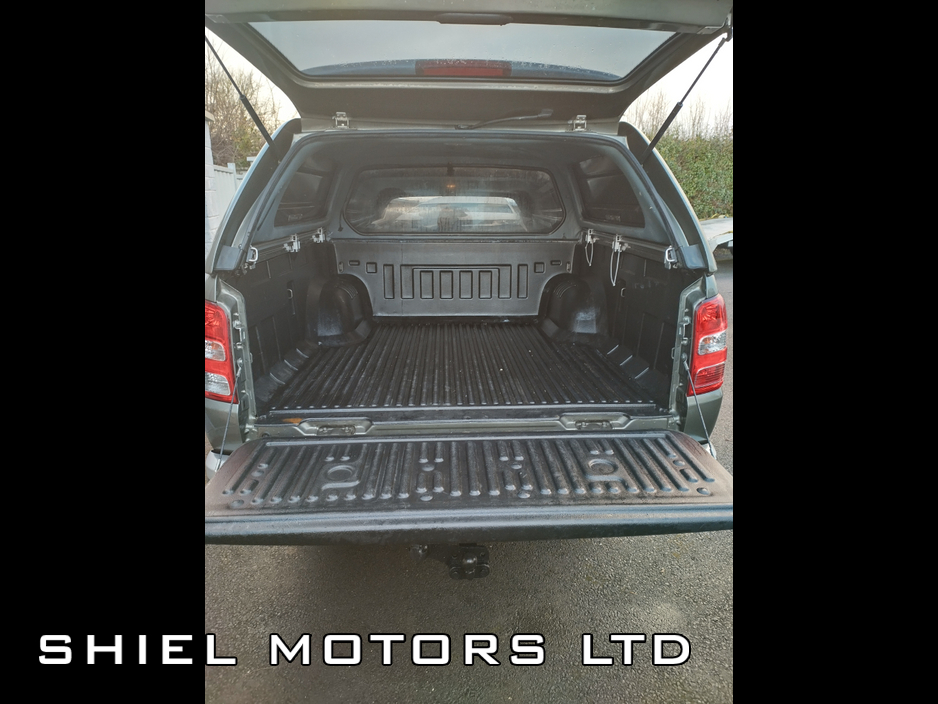 2020 Mitsubishi L200 CREW CAB PICK UP 4X4 MANUAL €25,750