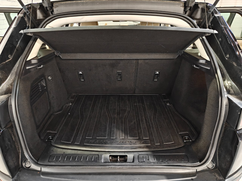 2015 Land Rover Range Rover Evoque - image 23