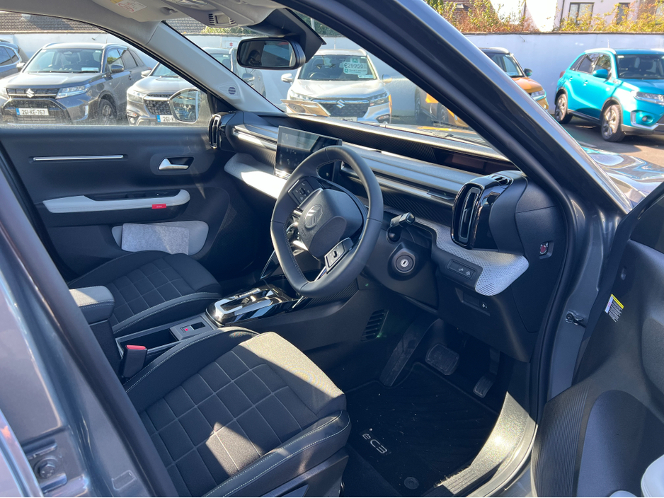 2025 Citroen C3 - image 12