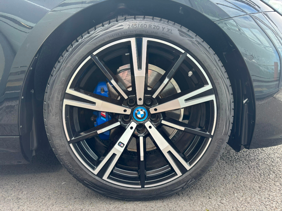 2025 BMW 5 Series 530e M Sport Auto €64,990