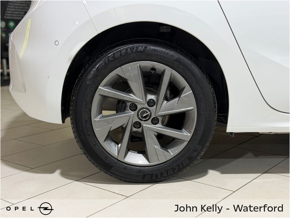 2025 Opel Corsa Elegance 1.2i (75PS) S/S 5 Speed €25,995