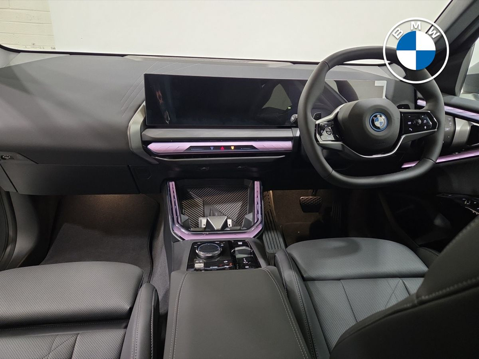 2026 BMW X3 - image 4