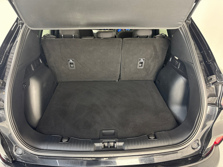 2023 Ford Kuga TITANIUM 2.5 PHEV**DIGITAL DASH**MULTIFUNCTIONAL STEERING WHEEL**DUAL CLIMATE CONTROL**BLUETOOTH**TOUCH SCREEN MEDIA DISPLAY**NAVIGATION**BLACK CLOTH INTERIOR**FINANCE AVAILABLE** €24,995