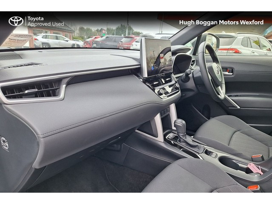 2024 Toyota Corolla Cross - image 19