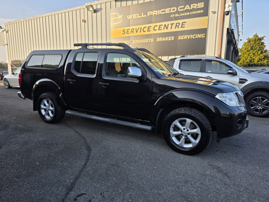 2015 Nissan Navara - image 4