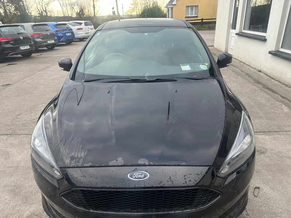 2018 Ford Focus - image 14