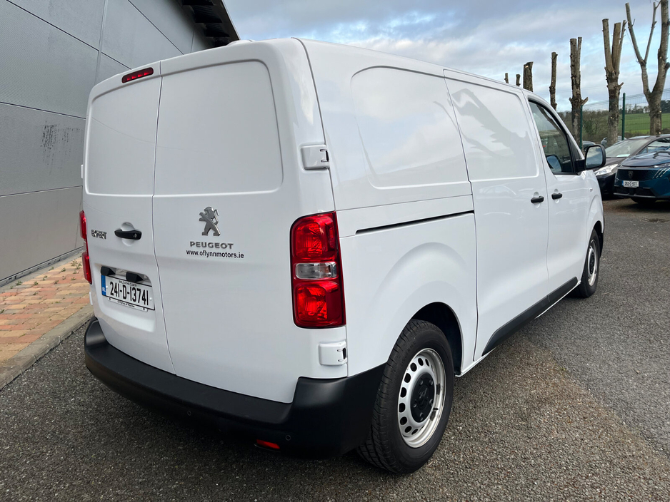 2024 Peugeot Expert - image 3