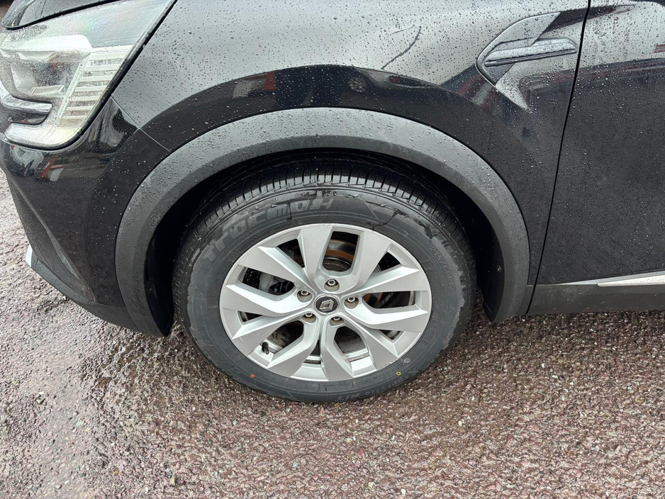 2020 Renault Captur ICONIC TCE 100   PETROL  5DR  LOW  MILEAGE NEW  MODEL €16,950