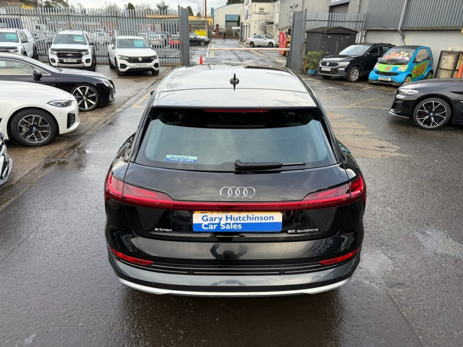 2022 Audi e-tron - image 35