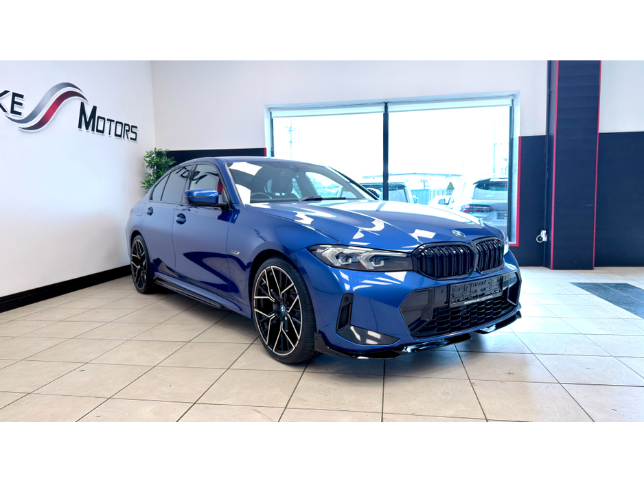 2024 BMW 3 Series - image 21