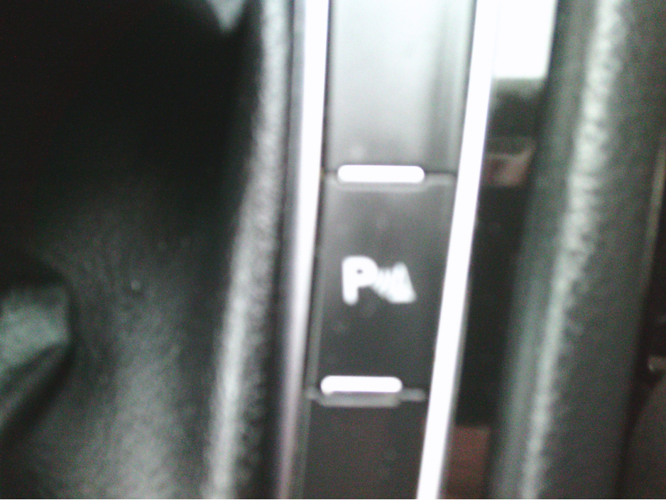 2018 Volkswagen Golf NEW NCT 2028, HIGHLINE, HEATED SEATS, REVERSE CAMERA, SAT./NAV., CRUISE, €190 TAX, LOW KMS. HISTORY. €16,999