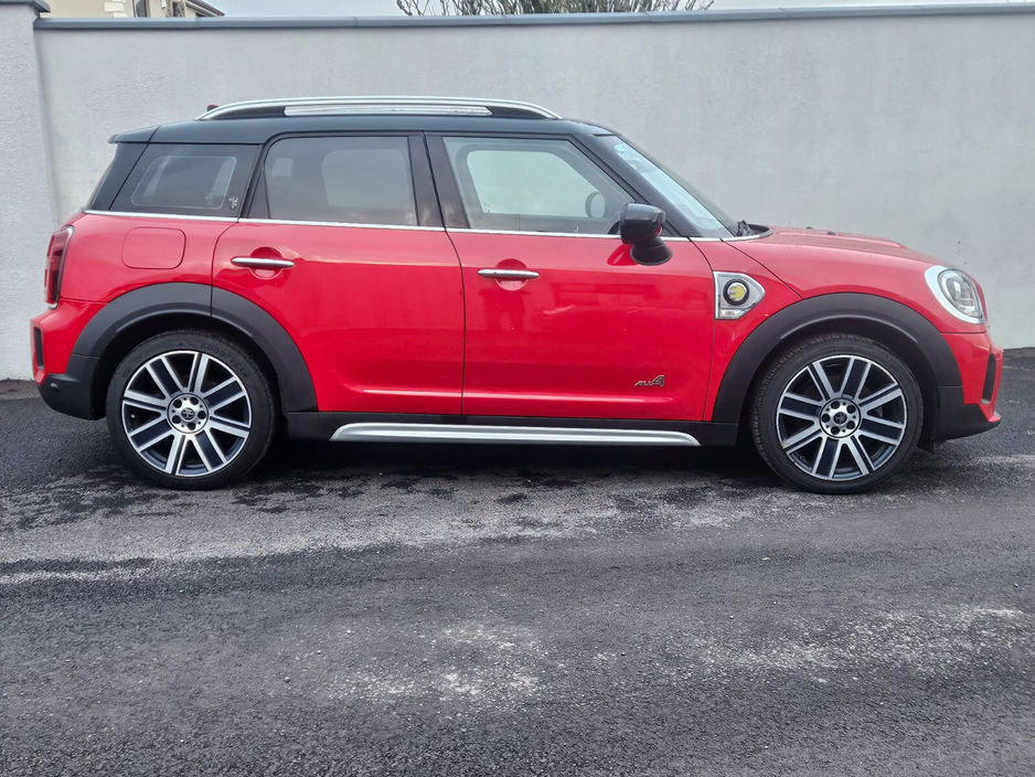2021 MINI Hatch - image 3