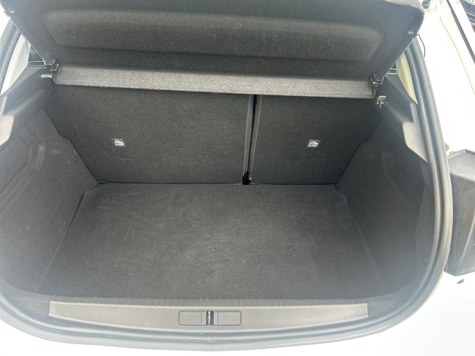 2025 Opel Corsa - image 12