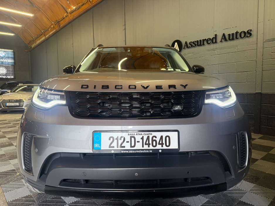 2021 Land Rover Discovery - image 3