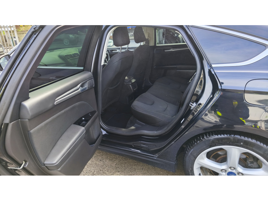 2017 Ford Mondeo 2.0 TDCI TITANIUM 180PS AA approved 1 Year Warranty €9,950