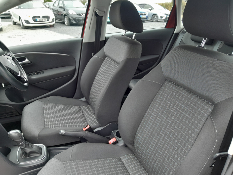 2016 Volkswagen Polo - image 18