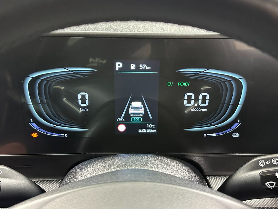 2022 Kia Sportage - image 18