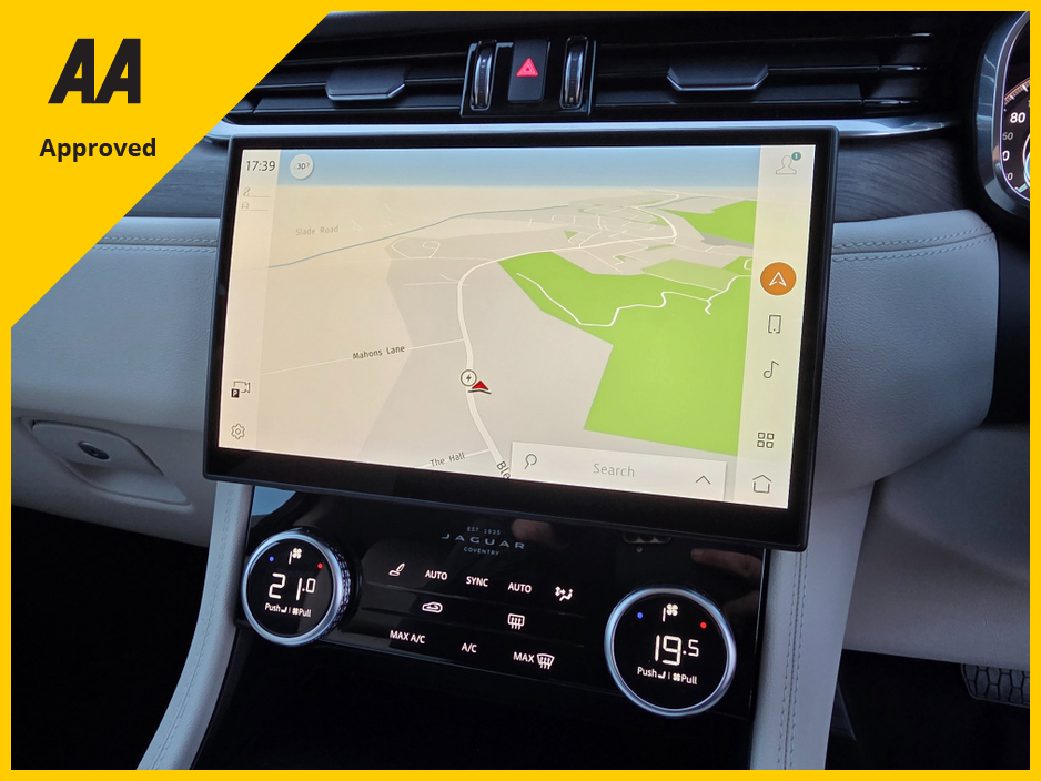 2022 Jaguar F-Pace - image 17