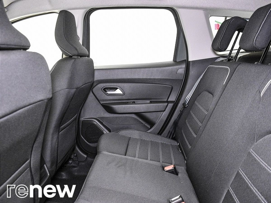 2023 Dacia Duster - image 11