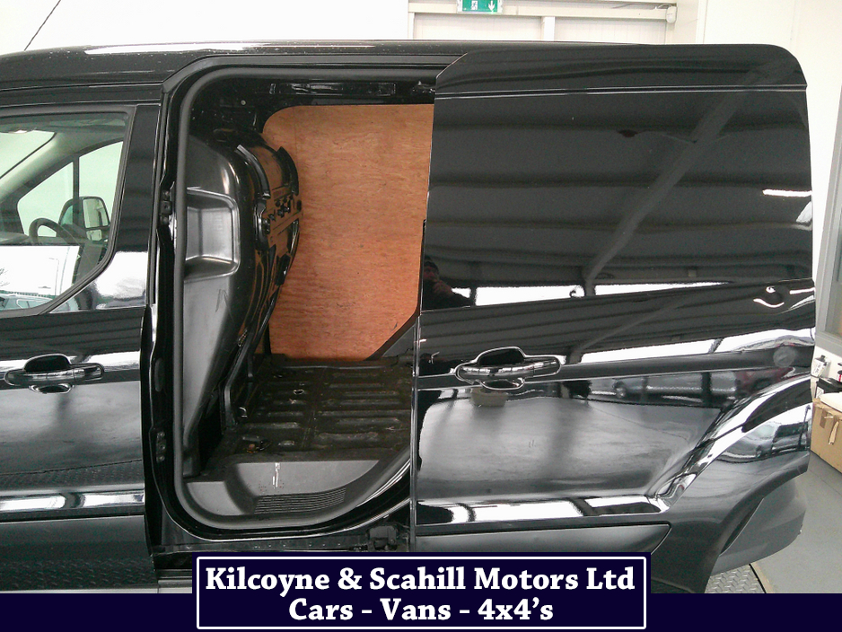 2018 Ford Transit Connect - image 17