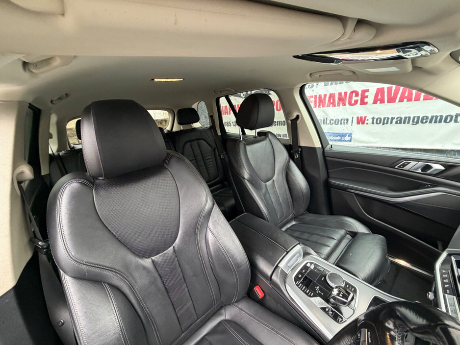 2020 BMW X5 xDrive45e xLine €34,999